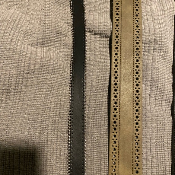 Assorted womens fashion belts from Reitmans- never used- size large - Picture 2 of 3